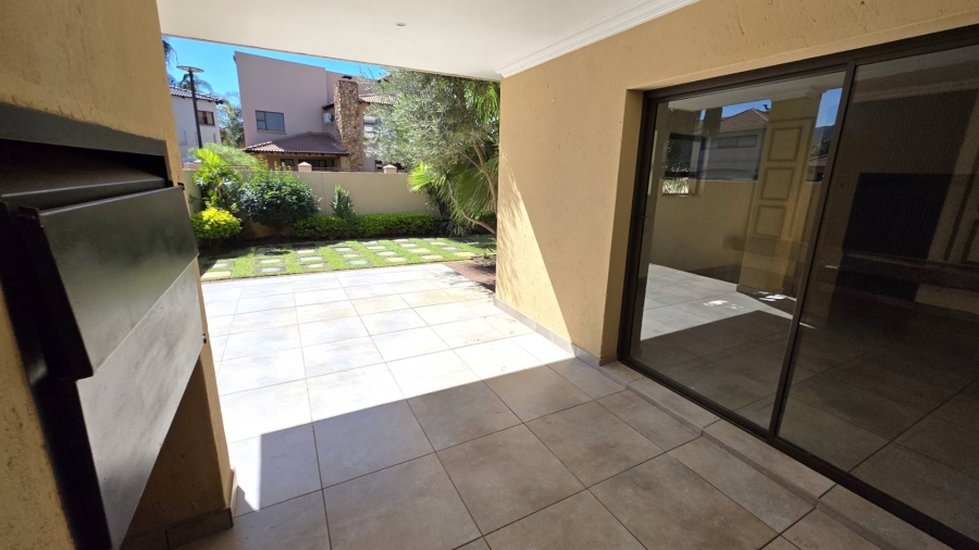 To Let 1 Bedroom Property for Rent in Melodie North West